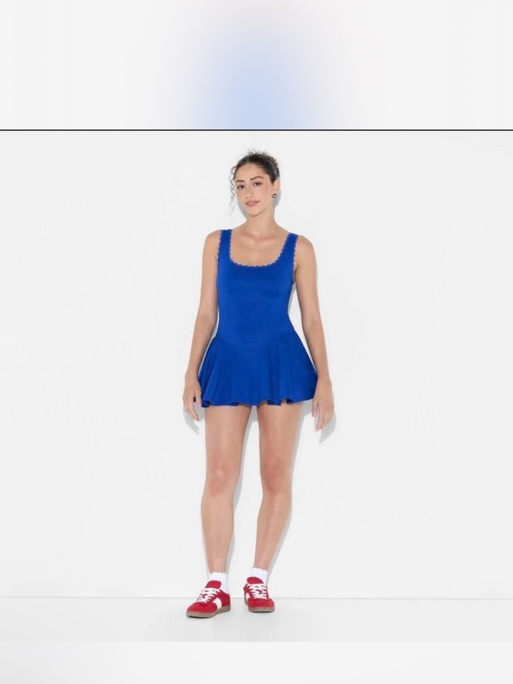 Nwt Wild Fable Game Day Dress built in shorts. size S lace trim scoop neck